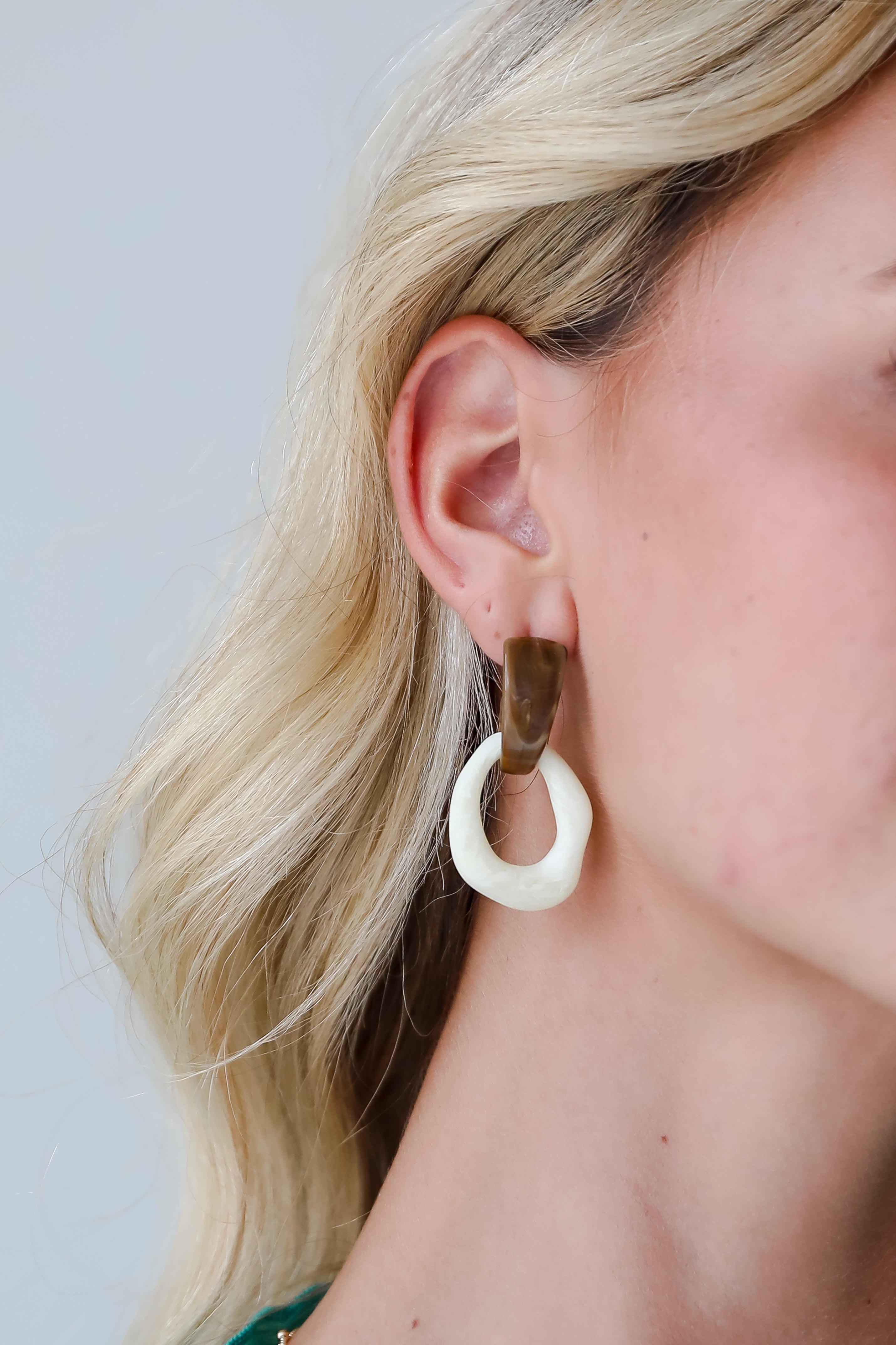 FINAL SALE - Audrey Acrylic Drop Earrings