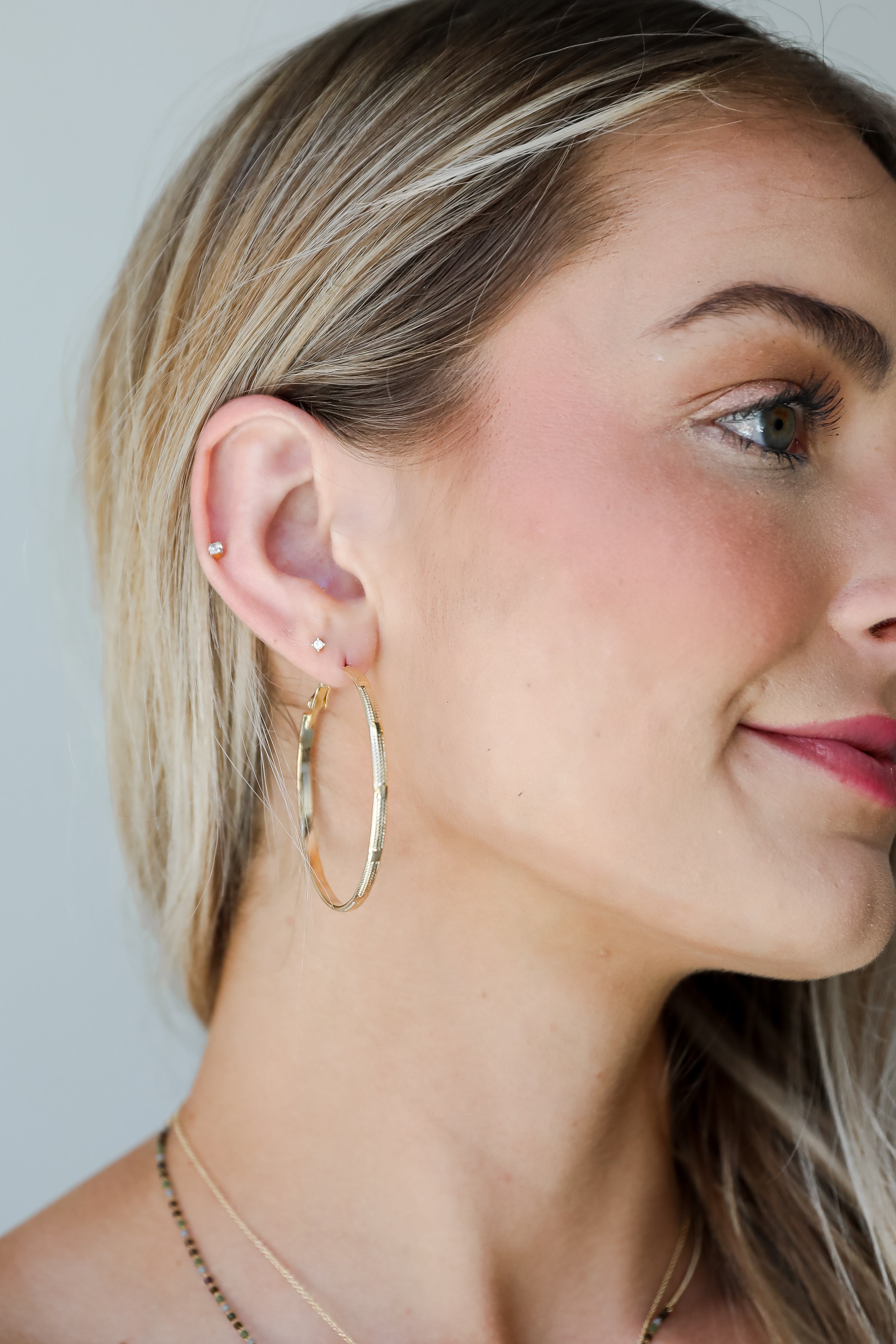 FINAL SALE - Callie Gold Hoop Earrings