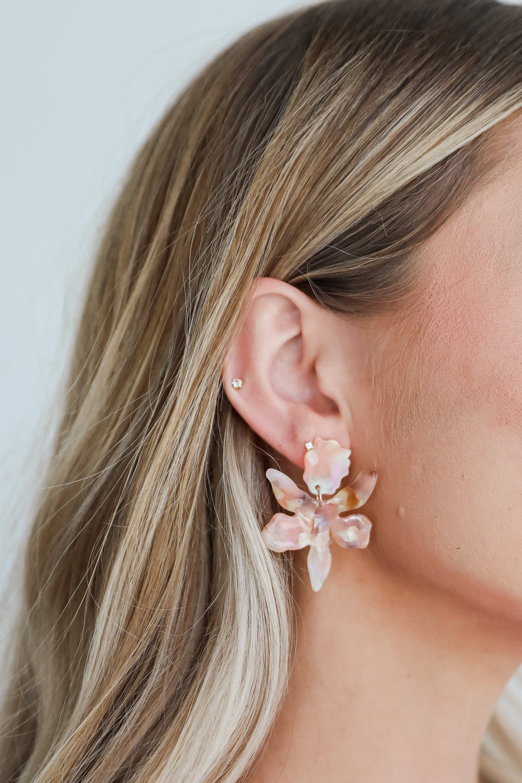 FINAL SALE - Cora Acrylic Statement Drop Earrings