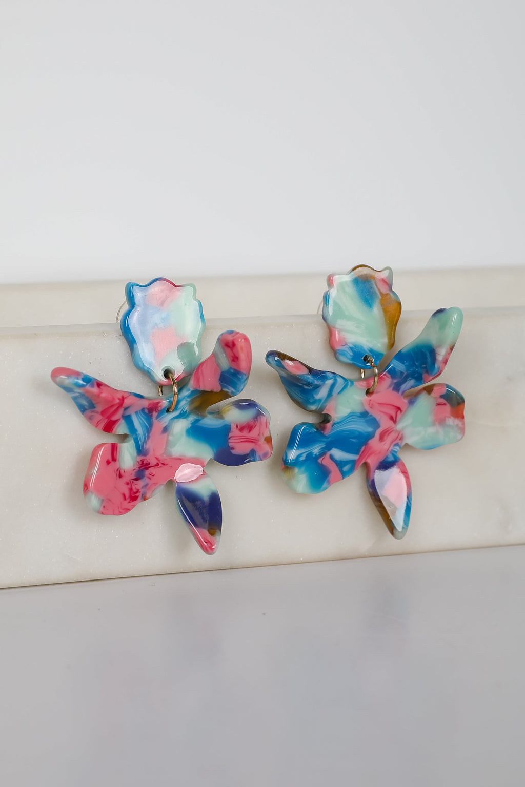 FINAL SALE - Cora Acrylic Statement Drop Earrings
