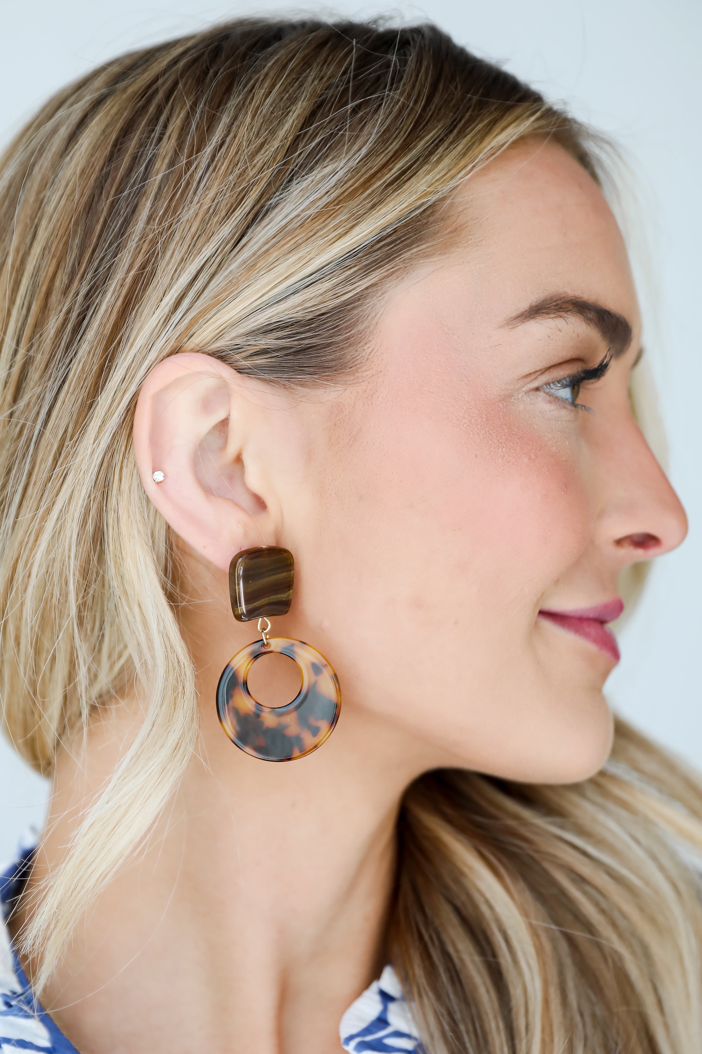FINAL SALE - Laura Acrylic Drop Earrings
